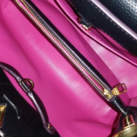 Louis Vuitton purse - Picture 7 of 7